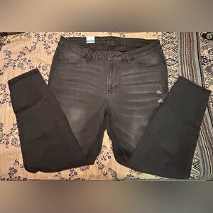 NWT Rue21 Jeggings size 18 Short